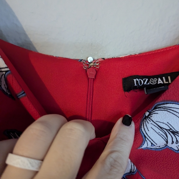 Roz & Ali Red Floral Midi Cold Shoulder Dress Size 16 - Picture 6 of 9